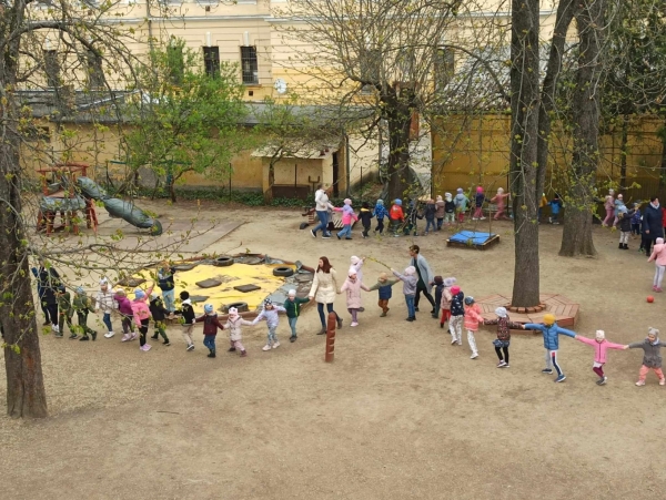 Elégettük a Kiszebábot